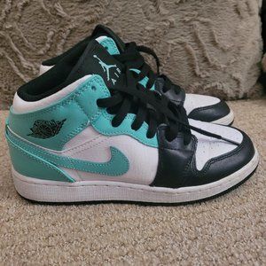 **unisex Nike Air Jordan Mids